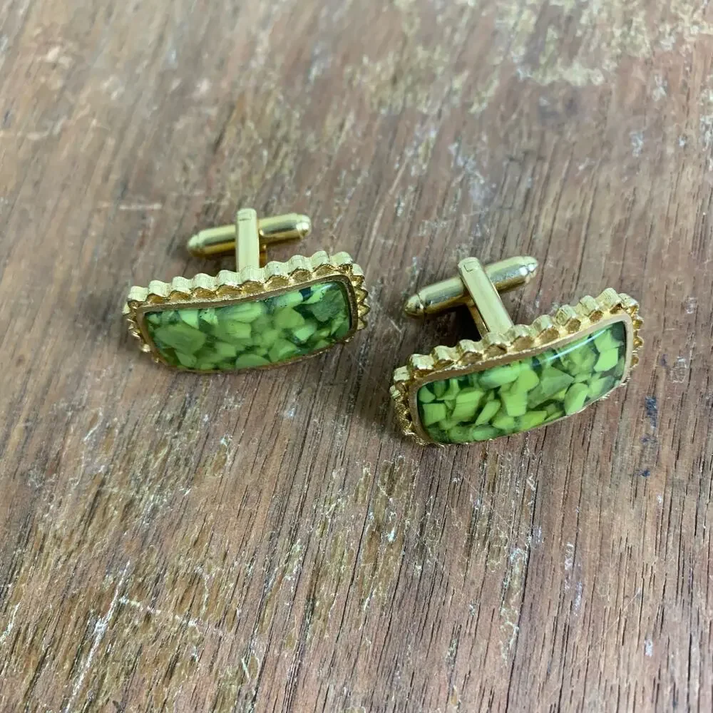Vintage Retro Gold Tone Green Vomit Resin Filigree‎ Detail Cufflinks Cuff Links